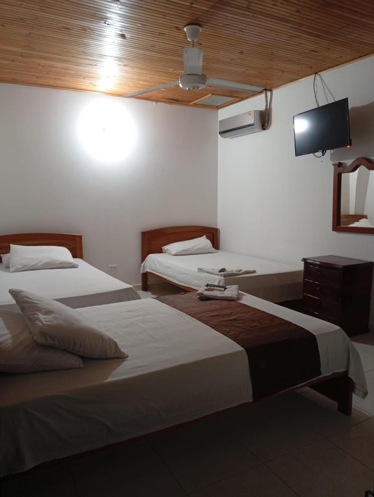 Hotel Kerana Moon Puerto Boyaca エクステリア 写真